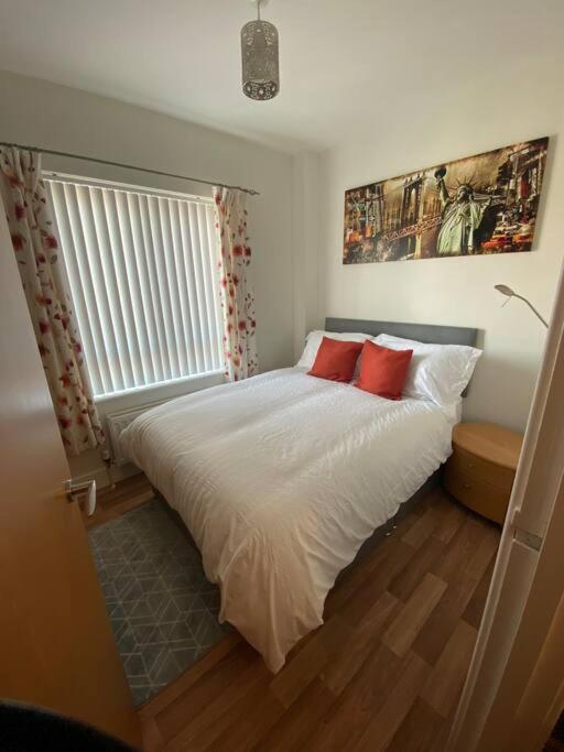 3 Bedroom Penthouse Apartment In Larne Kültér fotó