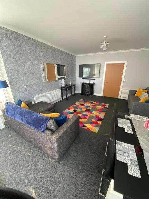 3 Bedroom Penthouse Apartment In Larne Kültér fotó